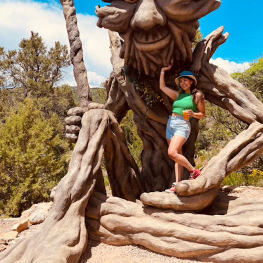 Meet your Posher, Faith